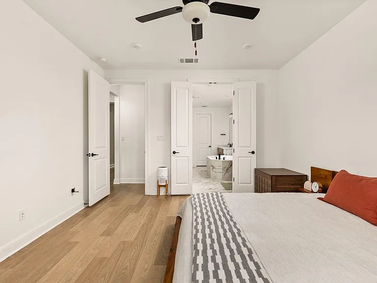 2132 Cavara Cv — Photo 16