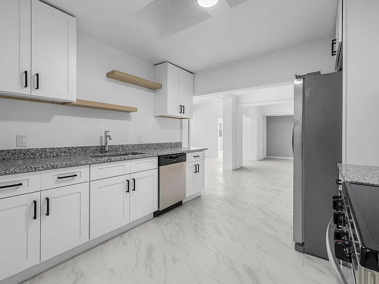 2230 Sunset Ave — Photo 14