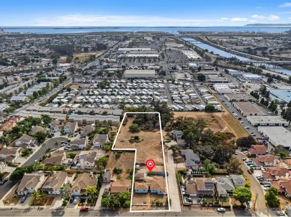 160 N Del Mar Ave, Chula Vista, CA 91910