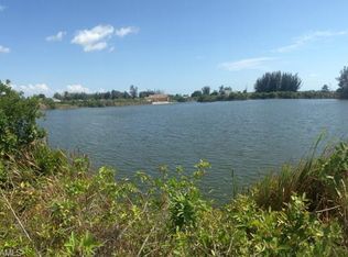 3016 Diplomat Pkwy W, Cape Coral, FL 33993