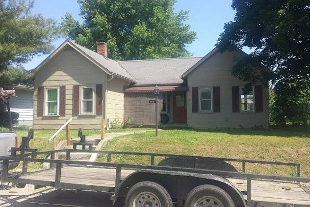 1st image of 715 Buckeye St