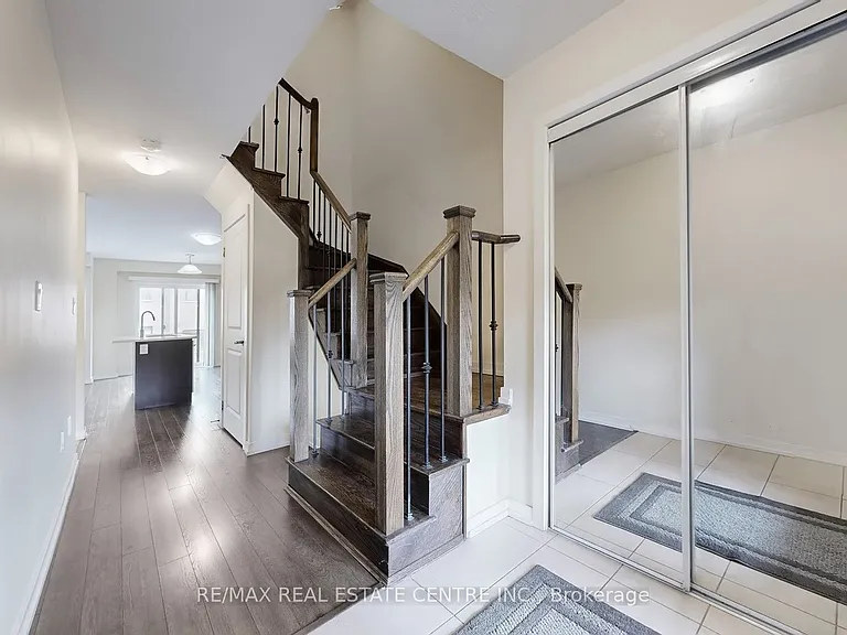 80 Scarletwood St — Photo 18