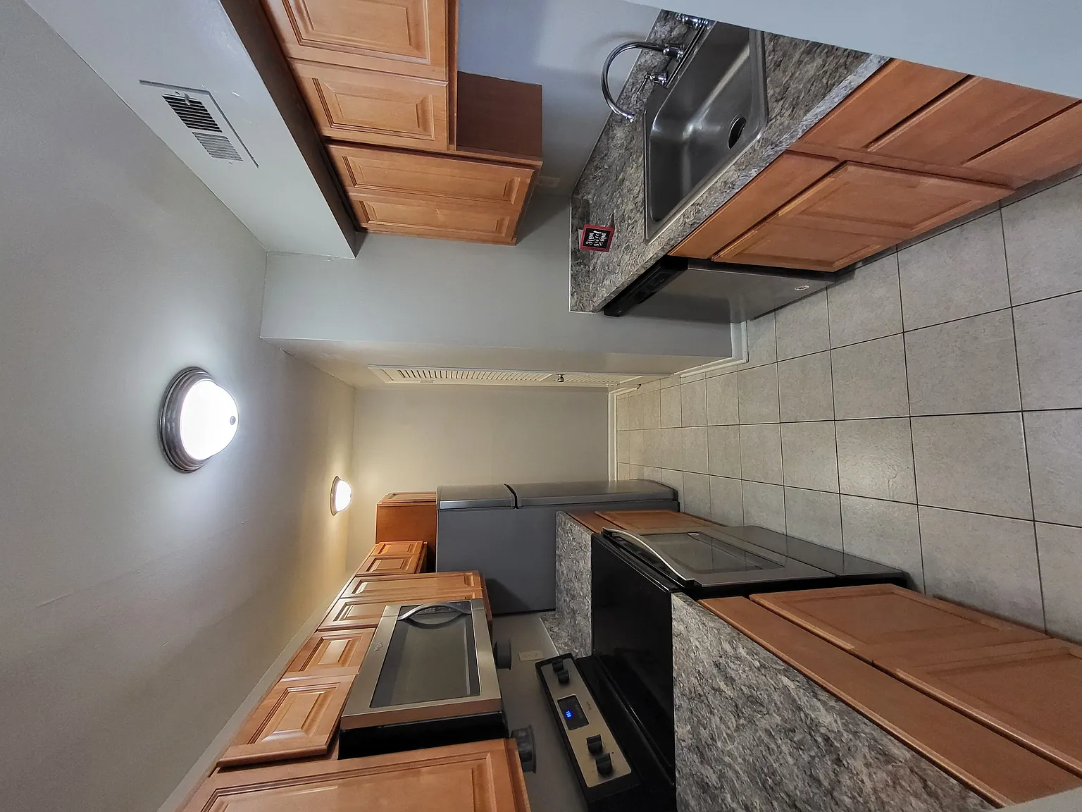 Turnberry Wells Townhomes — Photo 2