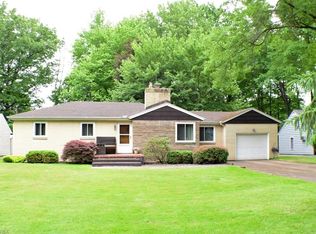 1085 Westover Dr SE, Warren, OH