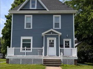 18 N Jefferson Ave, Amboy, IL