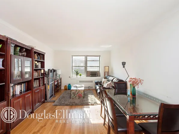 920 East 17th Street image 1 of 6