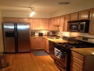 1st image of 1415 W Lunt Ave APT 407