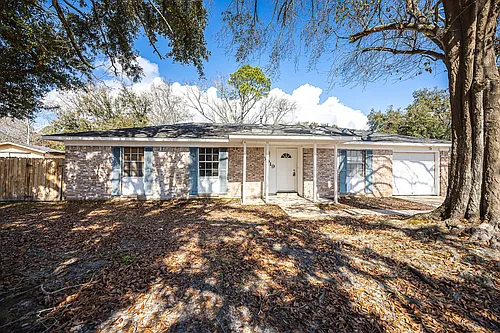 5019 Cambridge Dr Photo 1