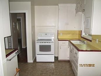 5th image of 112 E 16th St
