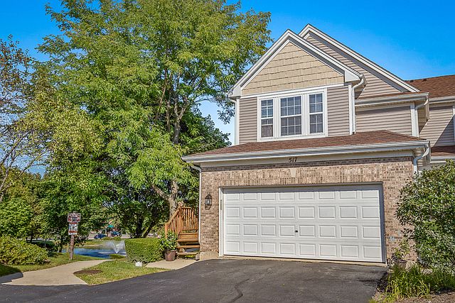 1st image of 517 Cherry Hill Ct