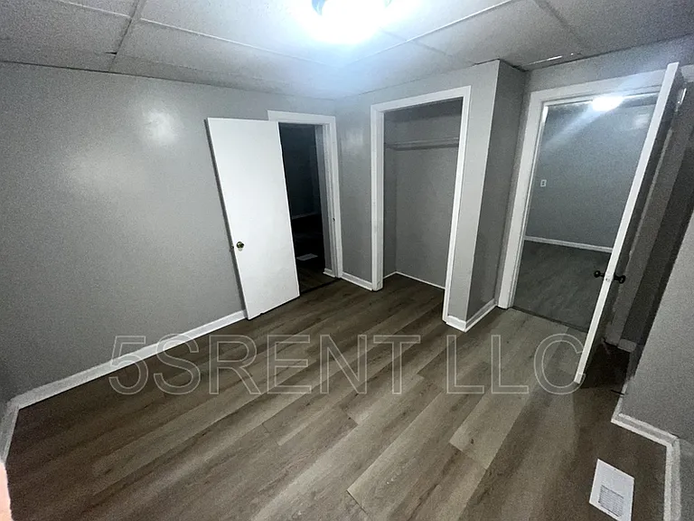 240 S Mary Ellen St #B — Photo 7