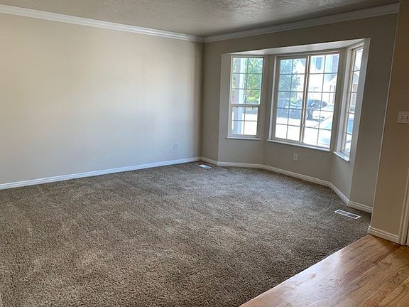 4th image of 2046 S California Ave Unit 17