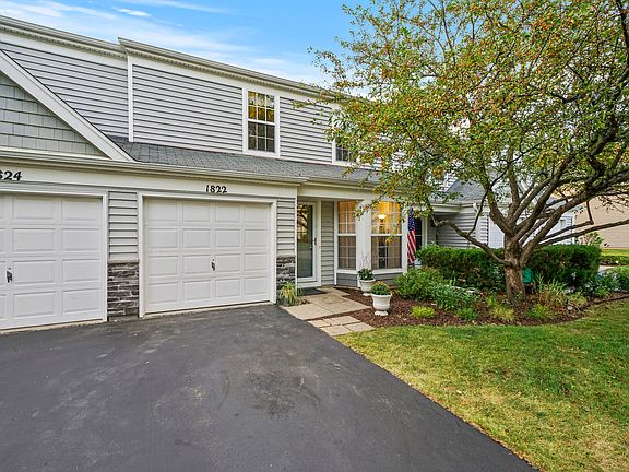 2nd image of 1822 College Green Dr