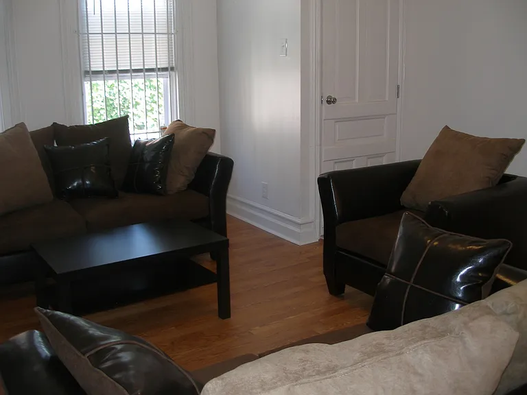 930 French St — Photo 5