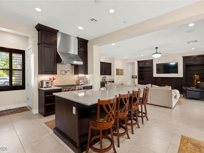 6810 Silver Crescent St, Las Vegas, NV, 89148