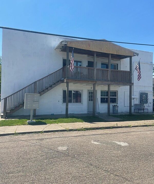 1st image of 408 1st St #7