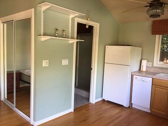 4th image of 1241 El Mirador Dr