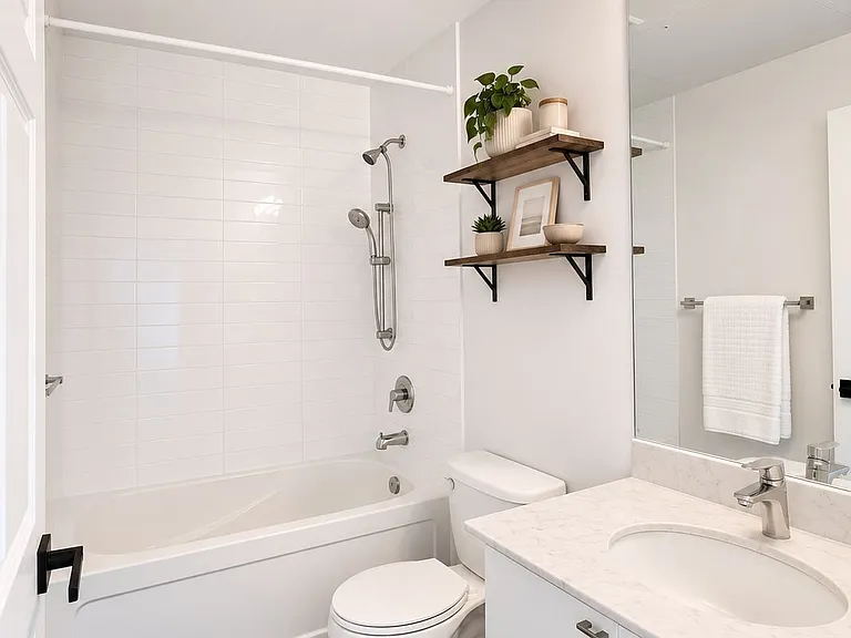 51 E Liberty St #509 — Photo 13