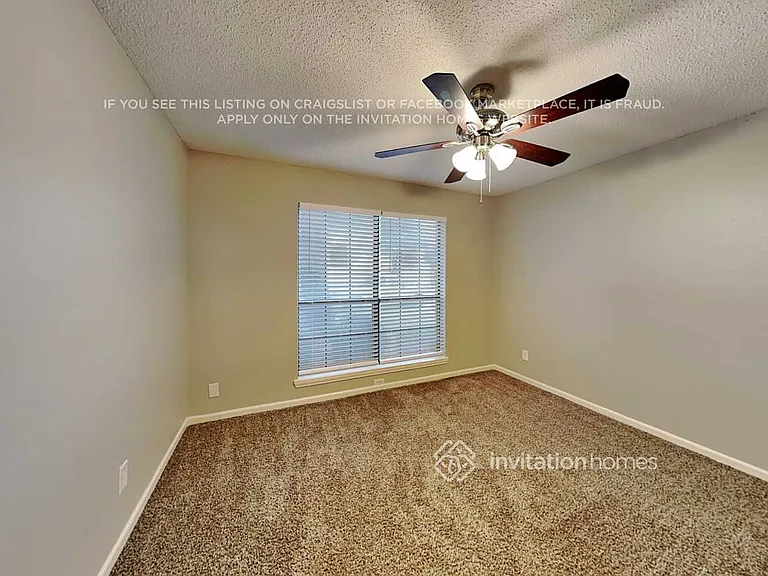 2036 Pheasant Dr — Photo 8