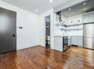 289 Maple St #3A, Brooklyn, NY 11225