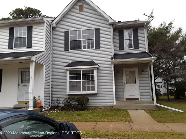 520 Davids Court, Lakewood, NJ 08701