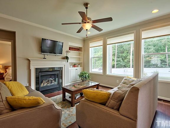5th image of 207 Willowbend Ln