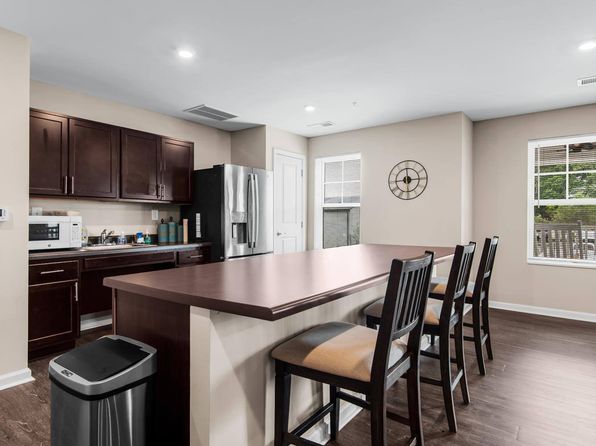 105 S Center St #214