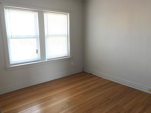 2nd image of 3086 N Elston Ave APT 3