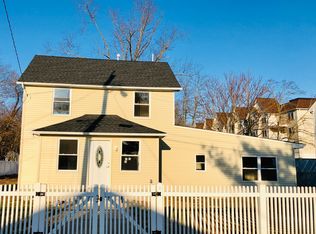 4 Cherry St, Jamesburg, NJ 08831