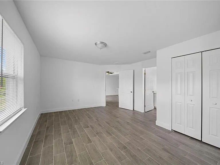 5022 25th St SW — Photo 20