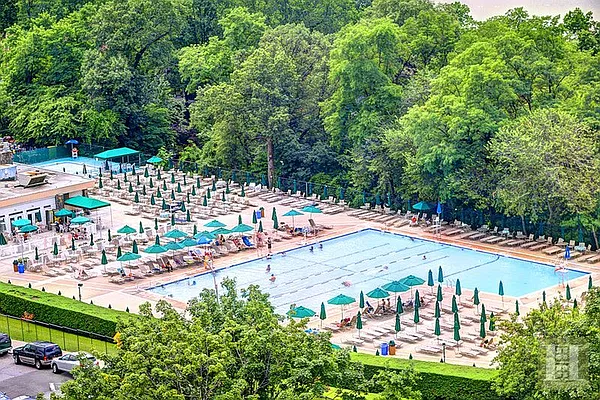 Sold by Halstead Real Estate | media 10