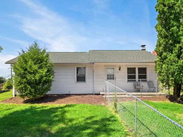 125 E Riverside Dr, Timberville, VA 22853