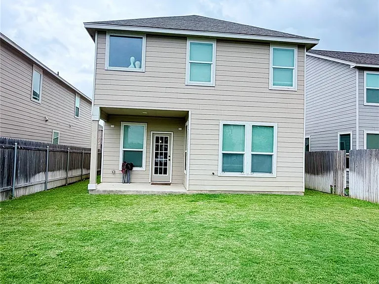 1009 Brambles Dr — Photo 27