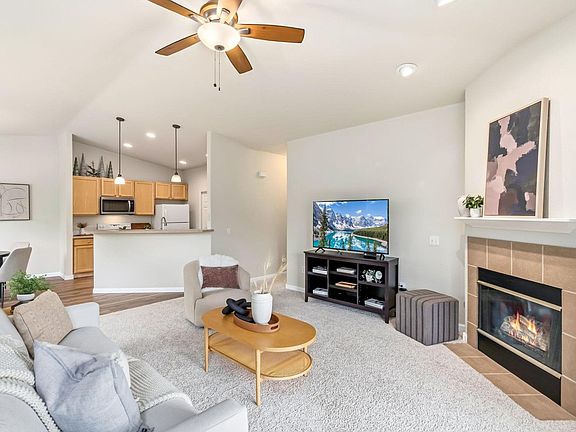 5th image of 2120 Owens Ave #201