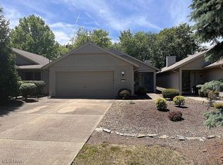 12592 Doria Ct, Strongsville, OH 44149