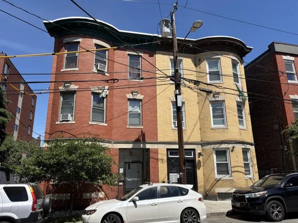 168 Pearl St, Chelsea, MA 02150
