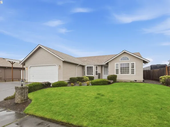 2337 Loch Dr, Springfield, OR 97477