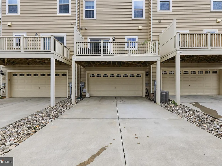 5060 Judicial Way — Photo 45