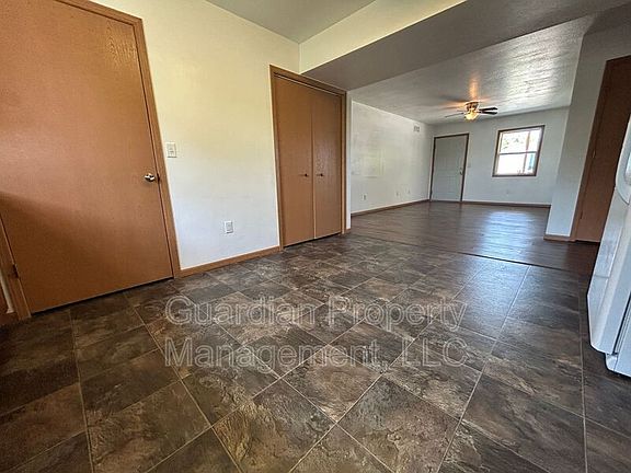 5th image of 324 E 4th St