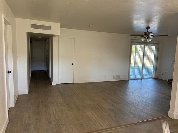 4th image of 1502 W Tulare Avenue