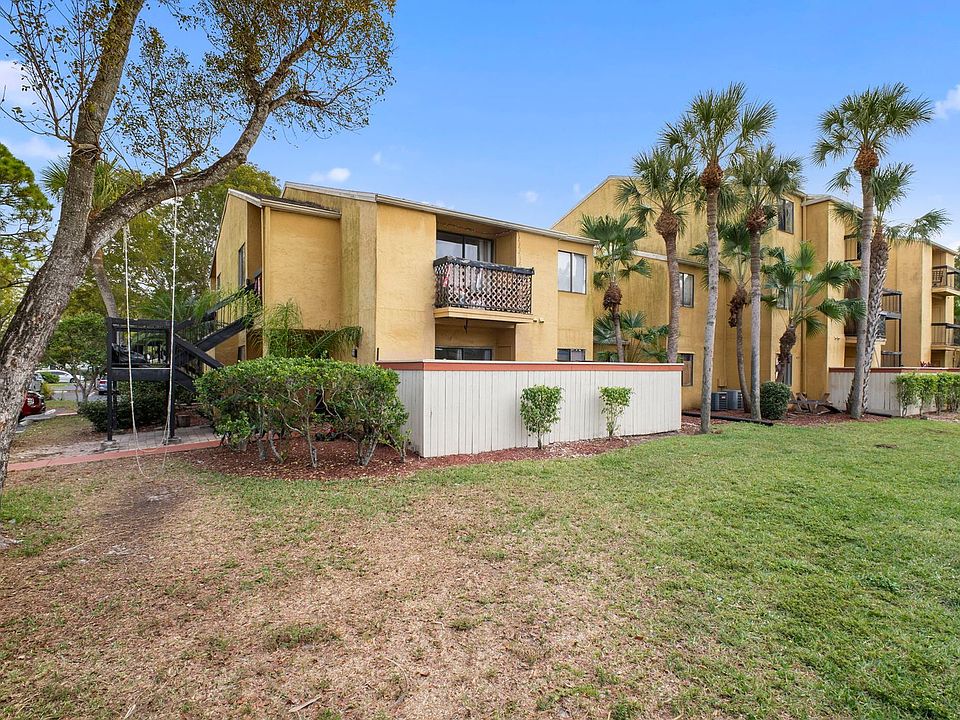 1st image of 2905 Winkler Ave APT 714