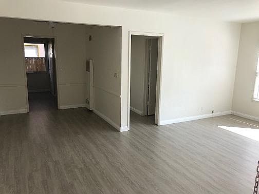2nd image of 11027 Culver Blvd