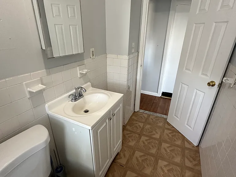 126 Oak St #2B — Photo 15