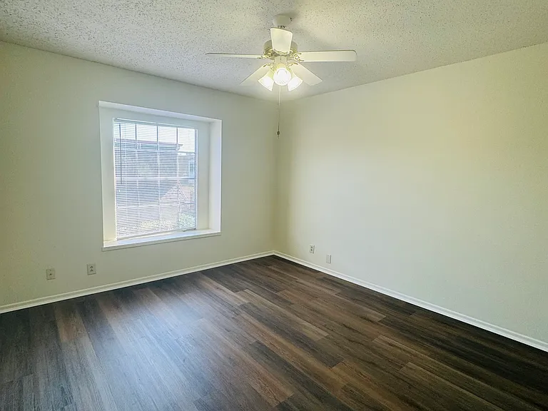 2901 Helena Ave — Photo 13