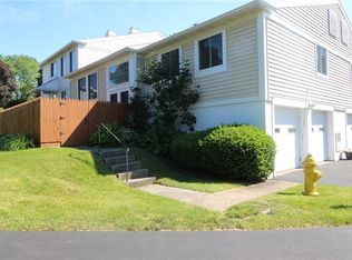 102 Greenway Blvd, Churchville, NY