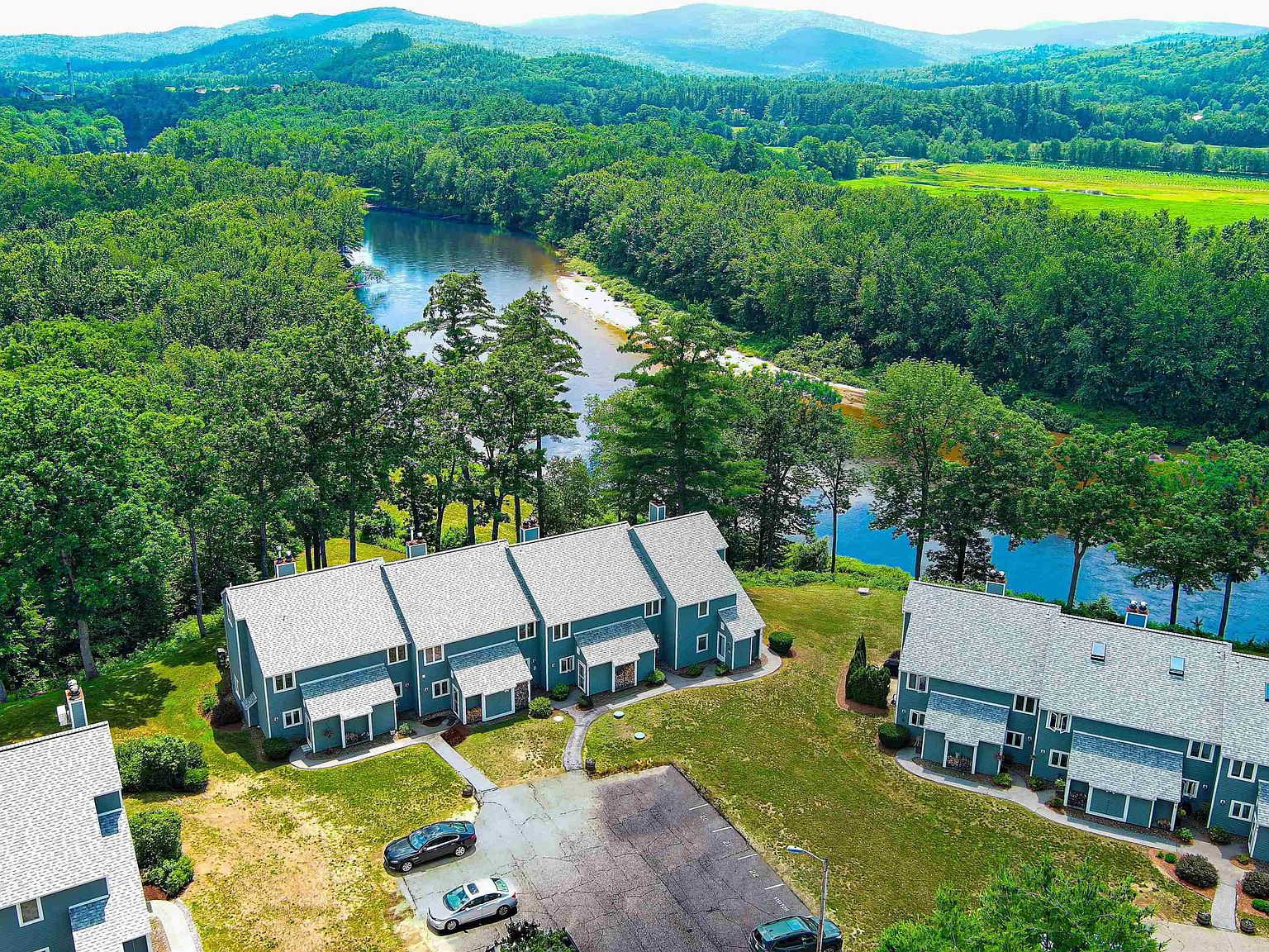 28 Circle Drive UNIT 22, Ashland, NH 03217 MLS 4960951 Zillow