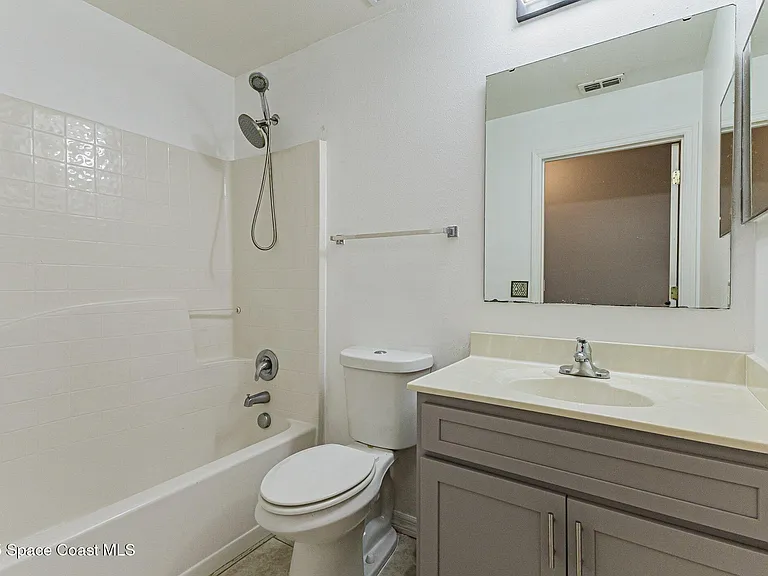 1733 La Maderia Dr SW — Photo 14