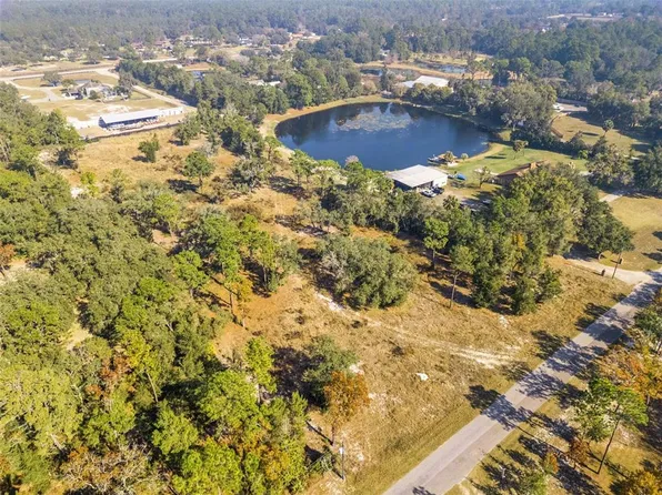 6034 Feather Ln, Sanford, FL 32771