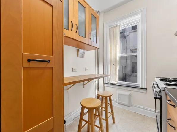 521 41st Street image 11 of 21