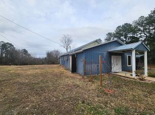 118 W Oak St, Cove, AR 71937
